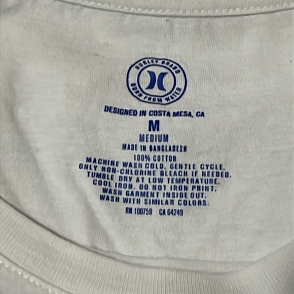 Hurley T-Shirt - Picture 4 of 4